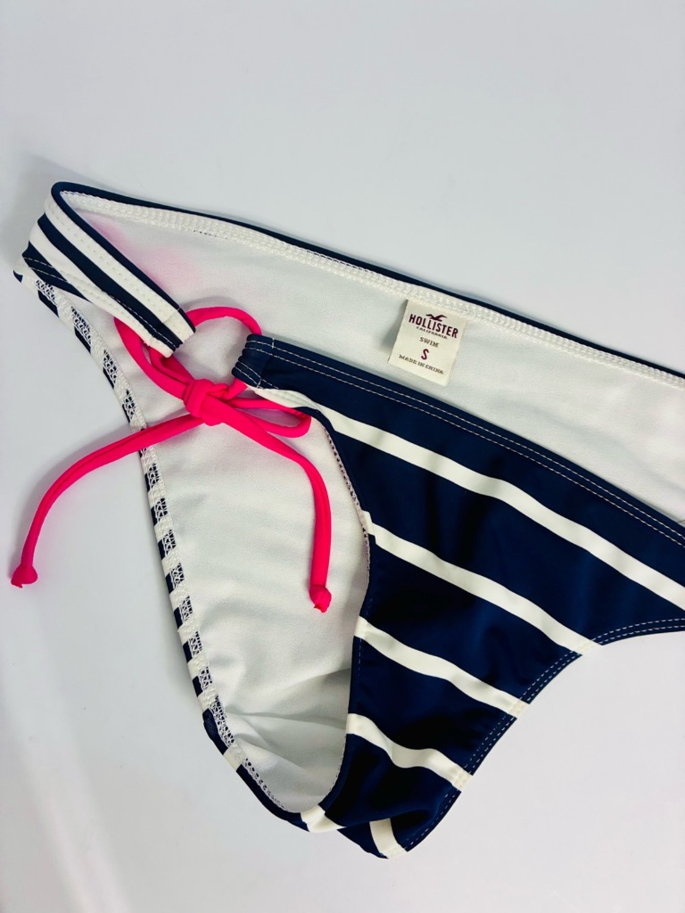 Hollister Navy Blue and White Striped Triangle Bikini Sz.S - Picture 4 of 6